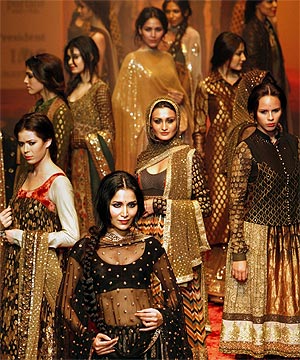 Emerging trends in Indian Fashion Industry