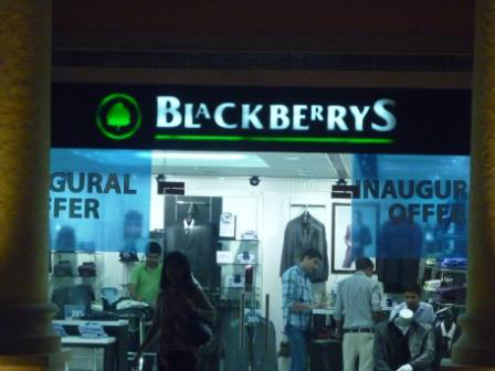 Blackberrys drops “Sharp.Smooth.Sure” tagline: comes out with ‘Go Sharp”