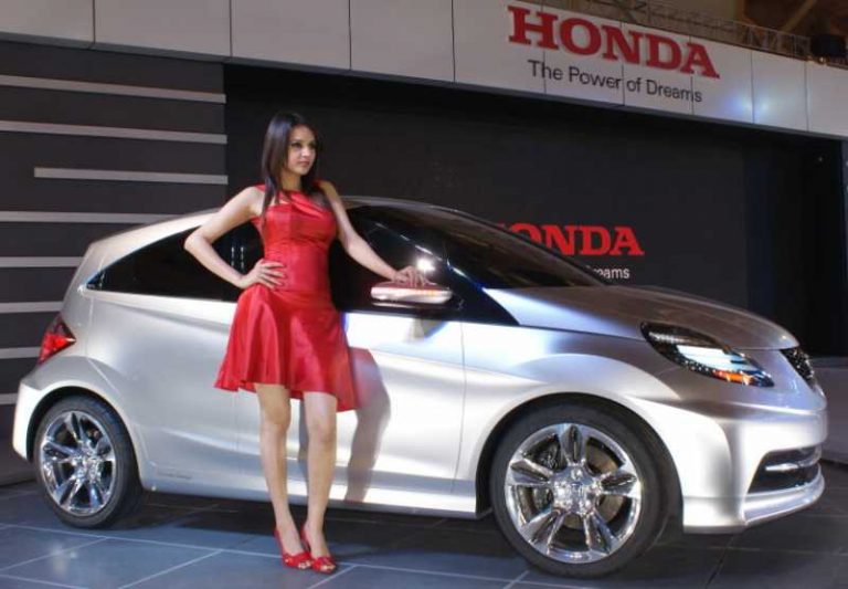 Honda Motor starts work on developing a small car and a compact sports utility vehicle