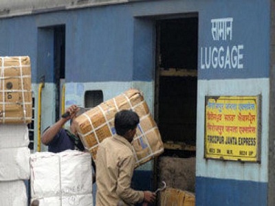 Railways Partners with Amazon and Flipkart for Parcel Business