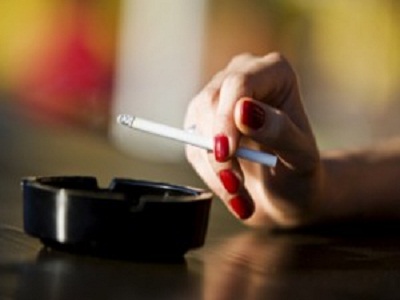 Women cigarette smokers on rise in India, smoking drops by 10%