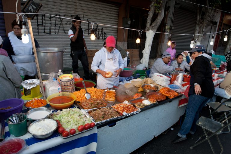 Swiggy hiring 36,000 street food vendors – PM SVANidhi scheme