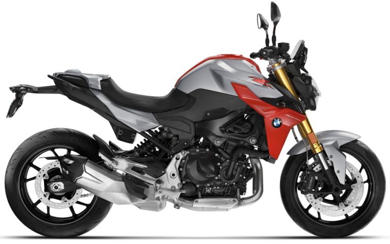 BMW F900R: Review