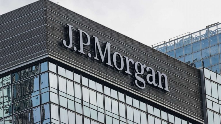 JPMorgan to provide wealthy clients with access to bitcoin
