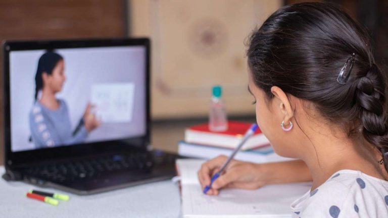 Know about the government’s initiatives in India’s online education