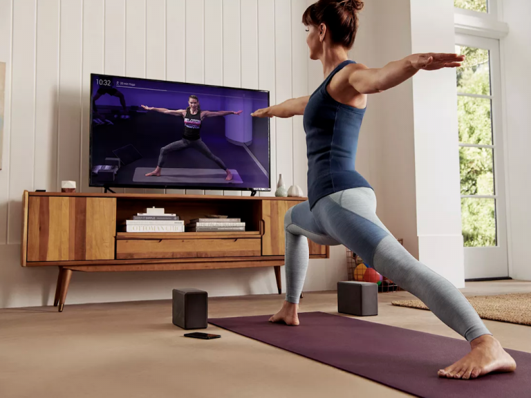 Noise partners with SARVA for digital Yoga sessions