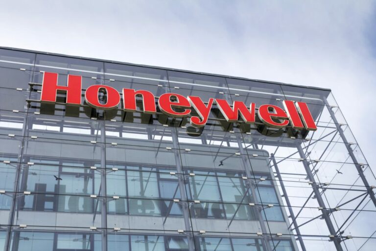 Video Analytics and AI to Help Building Owners Deployed by Honeywell