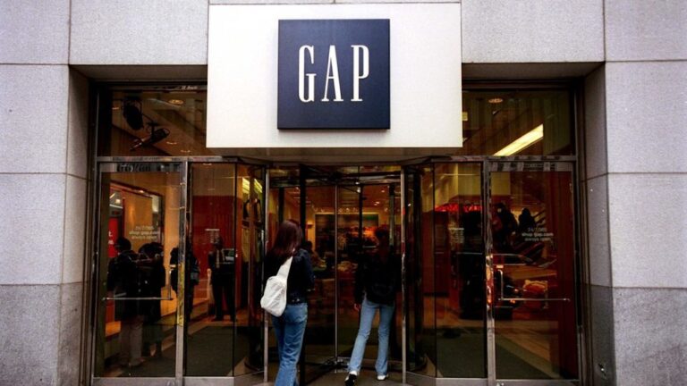 Case Study | Gap to close stores by end of 2021