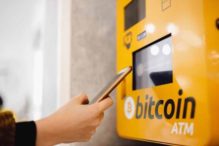 Bitcoin ATMs and online trading websites in comparison