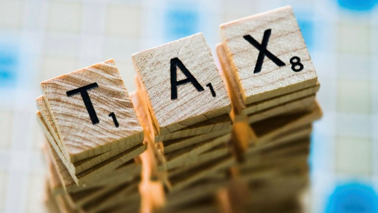 The impacts of abolishing retrospective tax