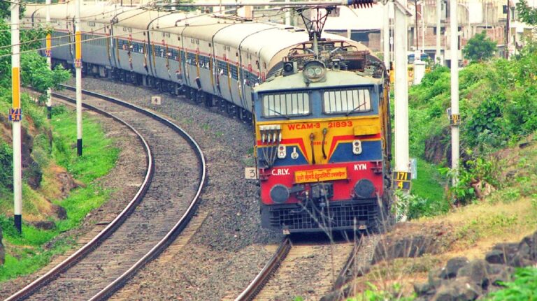 Railways Ministry withdraw convenience fee on IRCTC