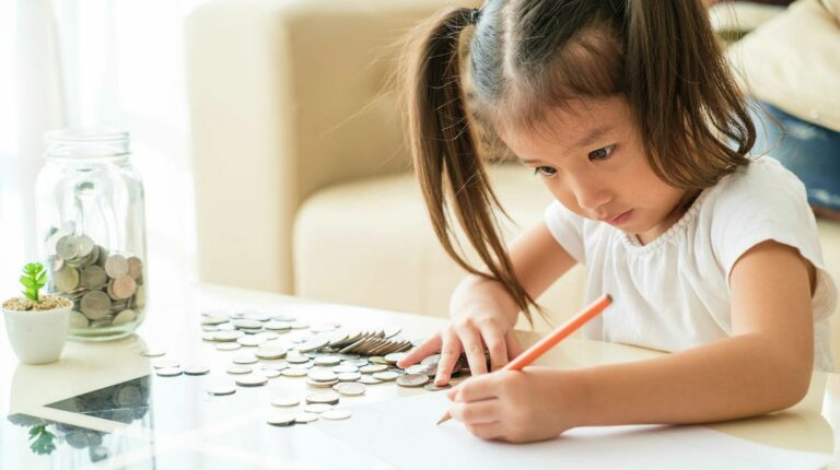 Reasons to teach your children about investing