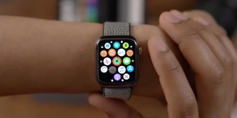 New Apple ad features panicked 911 calls through apple watch