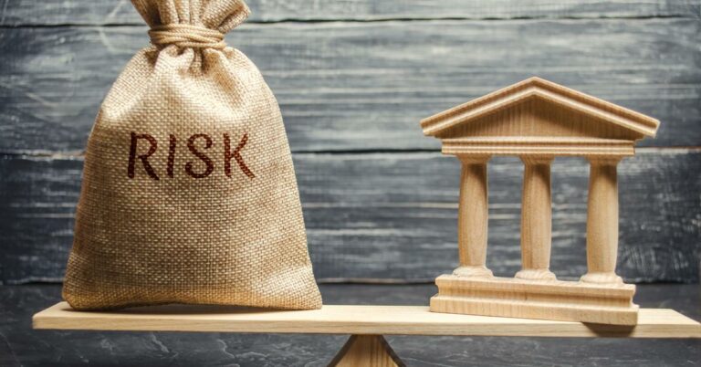 Why and how to invest in banking sector with lower risk?