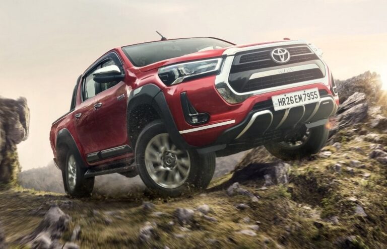 Toyota halts bookings for Hilux in India