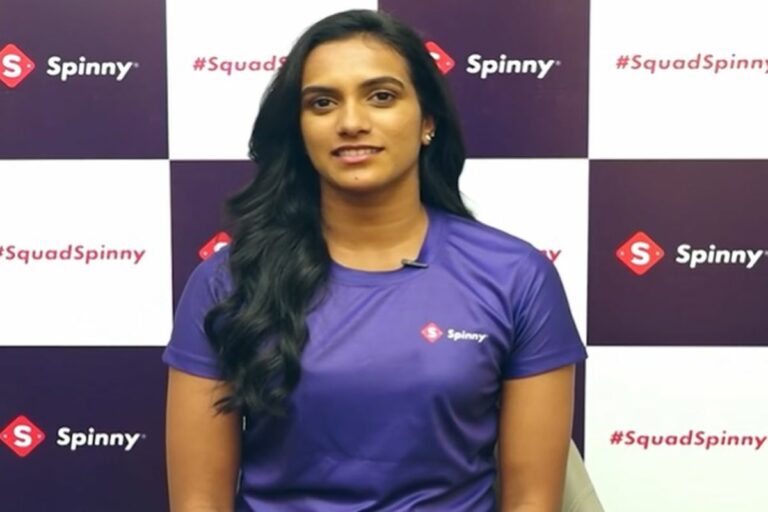 #KhushiyonKiLongDrive campaign by Spinny with PV Sindhu
