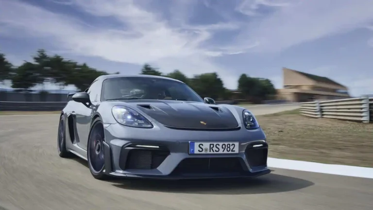 Porsche 718 Cayman GT4 RS launched in India