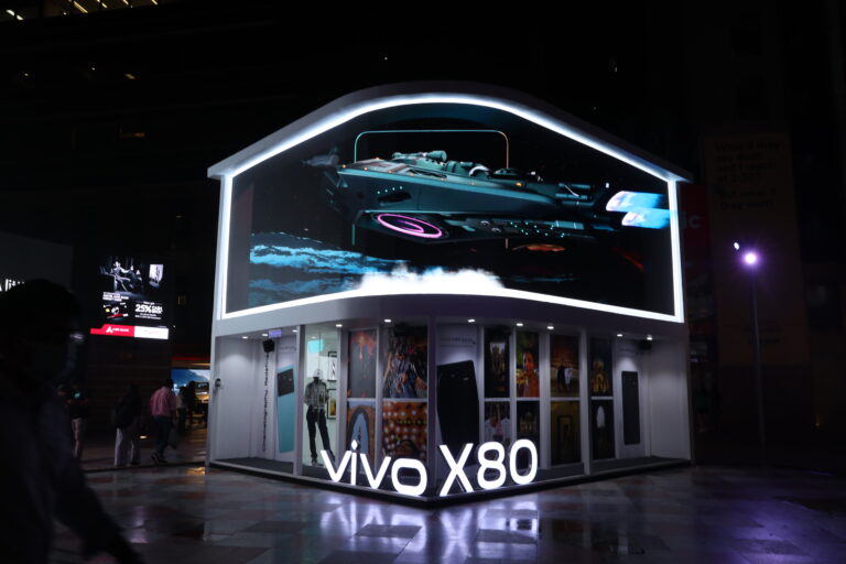 vivo, the first tech brand in India to create an immersive experience through an anamorphic screen