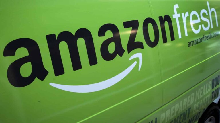 This monsoon it’s drizzling deals on Amazon Fresh during Super Value Days