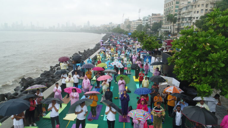 International Day of Yoga Celebrated in Mumbai