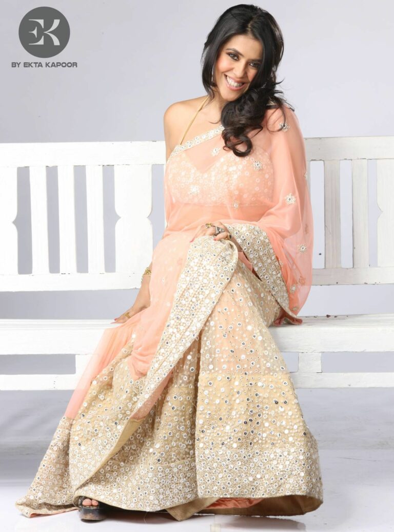 Under the EK label, Ektaa Kapoor and Roposo launched a clothing brand.