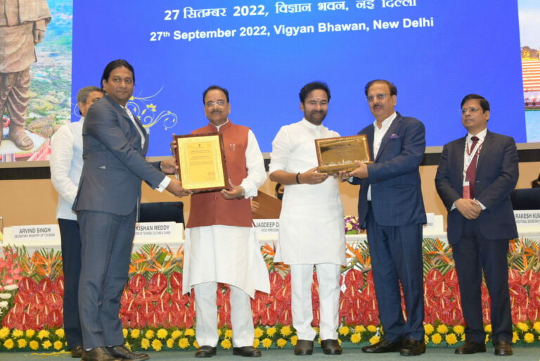 India Expo conferred with National Tourism Award 2018-2019 for Best Standalone Convention Centre