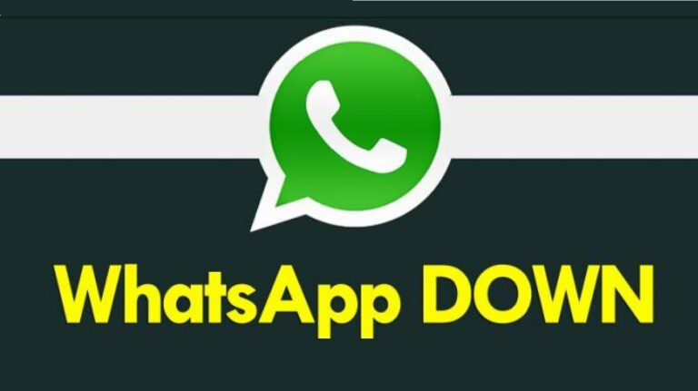 Whatsapp down, users report massive outage