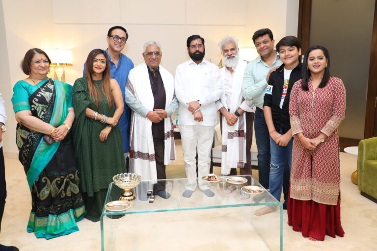 Sony SAB's Cast meets the Hon'ble Maharashtra CM