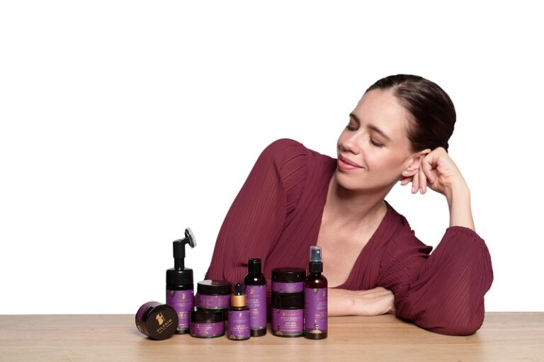 Kalki Koechlin expresses her belief in holistic beauty; Joins hands with D2C personal care brand Pilgrim as a brand ambassador for their French Vinothérapie range