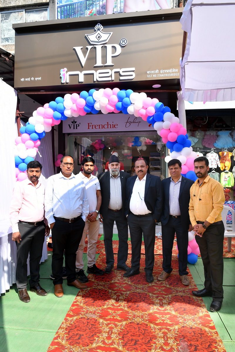 VIP Clothing launches its second franchisee model store in Aurangabad