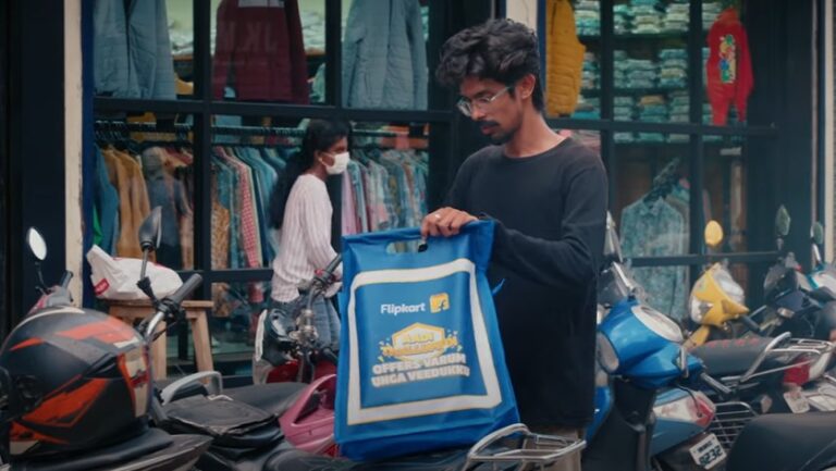 Flipkart goes into the popular shopping streets of Tamil Nadu to be part of the Aadi Shopping craze
