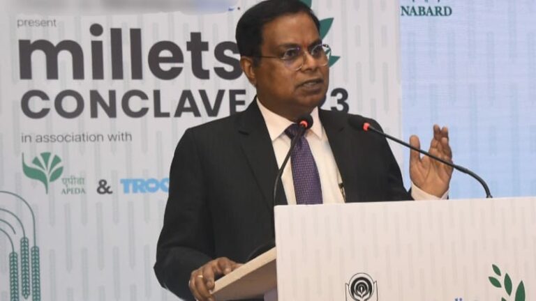 Shri Shaji KV, Chairman, NABARD is speaking at Millet COnclave 2023 in Hyderabad
