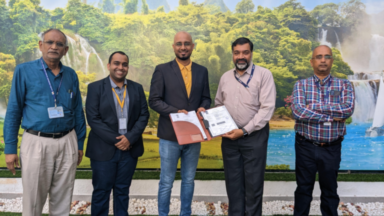 Simplilearn and IIT-M Pravartak Technologies Foundation exchanging MoU on their collaboration to empower youth with Digital Skills