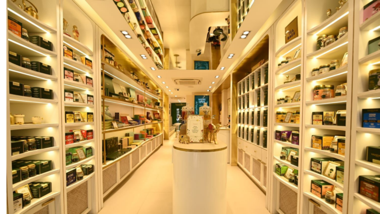 VAHDAM India Experience Store