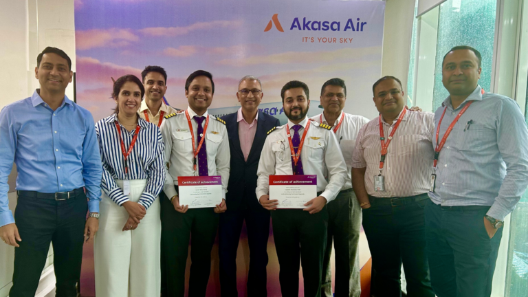 Akasa Air Celebrates Milestone Achievement: First Batch of Pilots receive command through internal upgrade