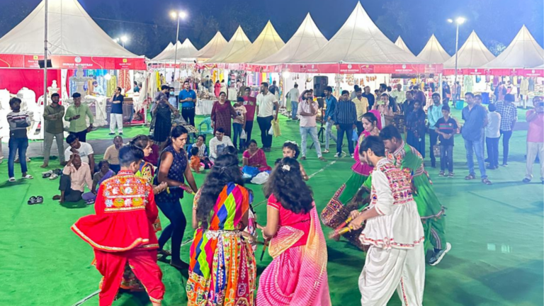 Dandiya celebrations held on 8th day of 'Hunar Mahotsav Expo'