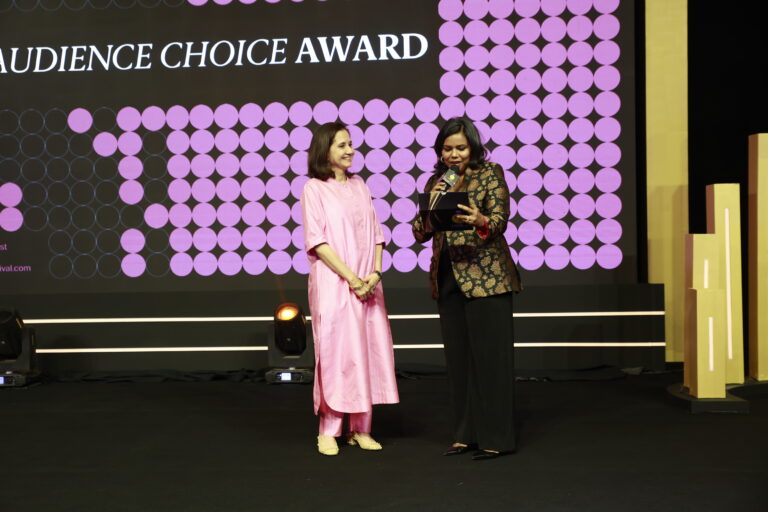 Anupama Chopra and Yamini Patodia, Head of IMDb India announce the Audience Choice Award