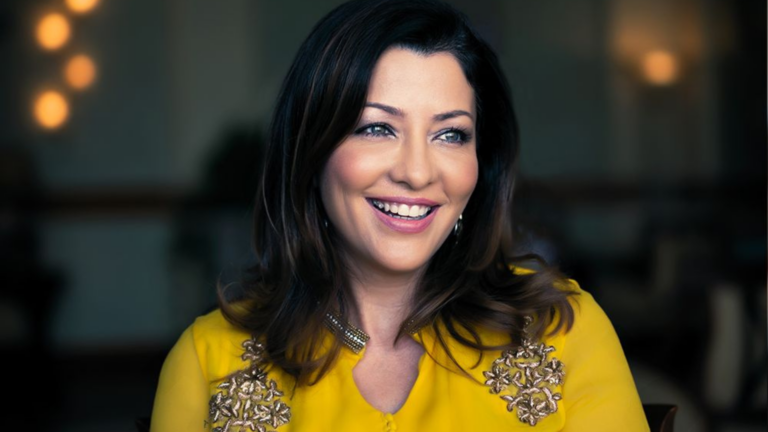Aditi Govitrikar proves once again that she's a youth icon, shares her plans for Diwali 2023 with a special message