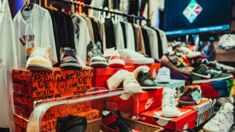 Swiggy SteppinOut presents India’s biggest sneaker festival “SneakinOut” in association with Solesearch