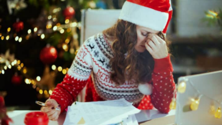 Maintaining Your Health and Well-being Through the Christmas and New Year Celebrations