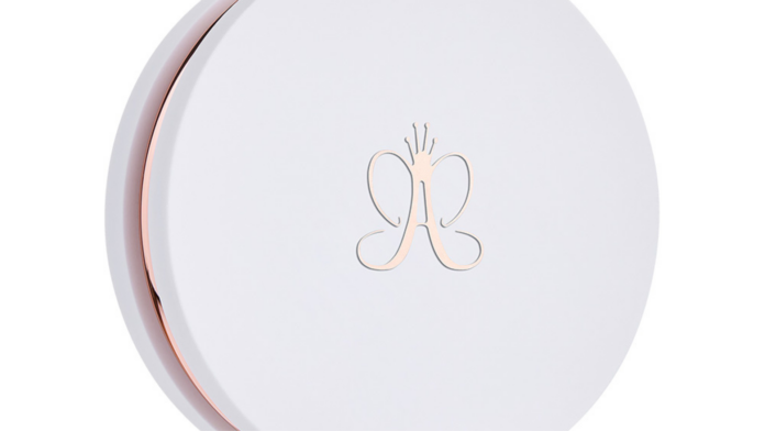 Anastasia Beverly Hills INTRODUCES Glow Seeker Highlighter