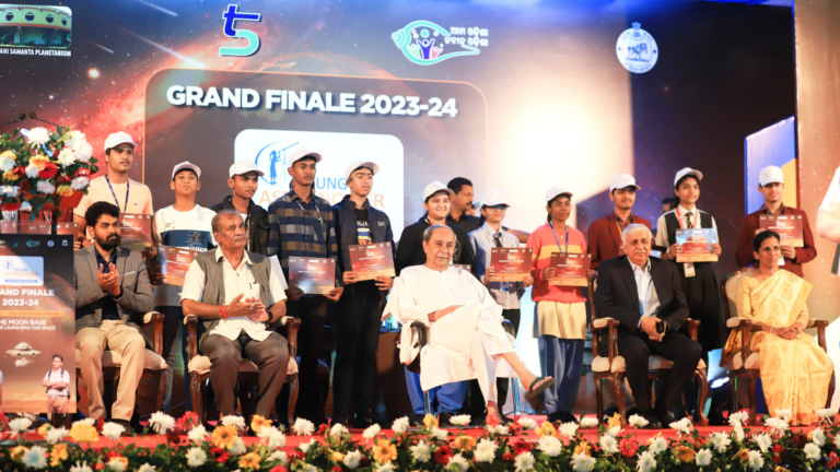 Chief Minister of Odisha Felicitates Winners of the 17th Edition of Young Astronomer Talent Search