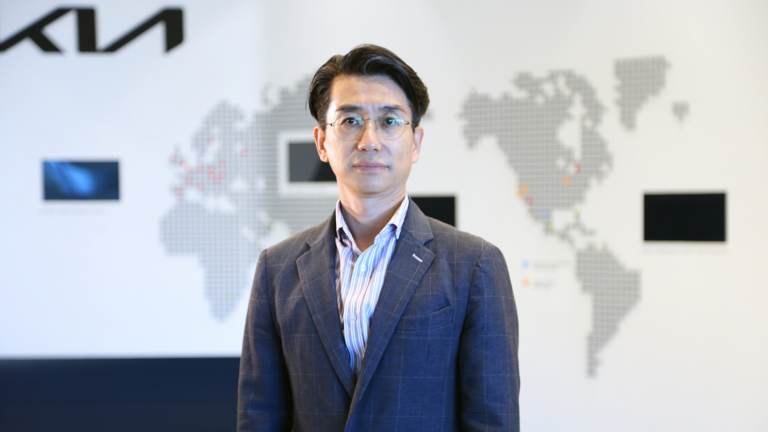 Mr. Gwanggu Lee, MD & CEO, Kia India