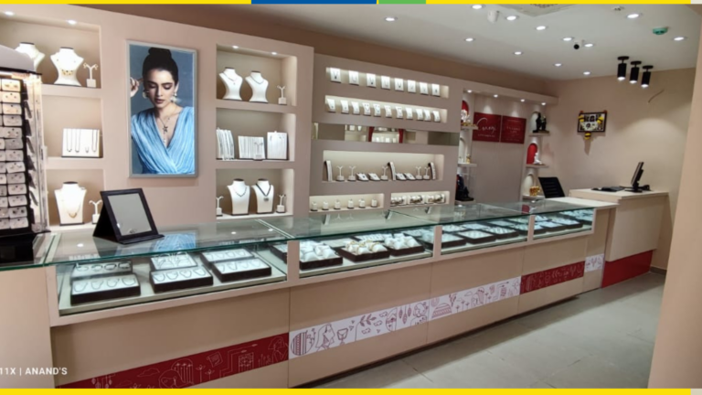 Gargi by P N Gadgil & Sons (PNGS) commences 2024 on a high with its second franchise outlet in Nashik