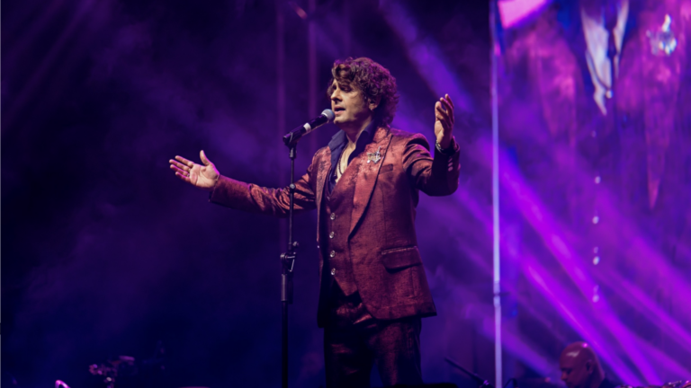 Laqshya Media Group, in collaboration with LIC India and TVS Jupiter, proudly presented the electrifying Sonu Nigam Concert in Surat.