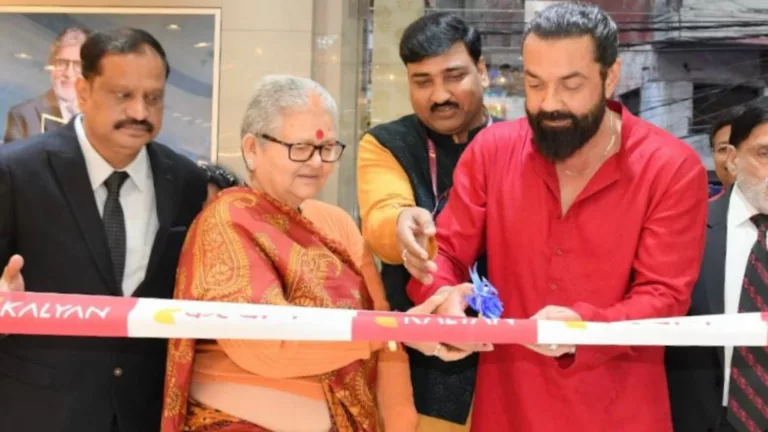Bollywood star Bobby Deol inaugurated revamped Kalyan Jewellers’ showroom in Kanpur at Birhana Road