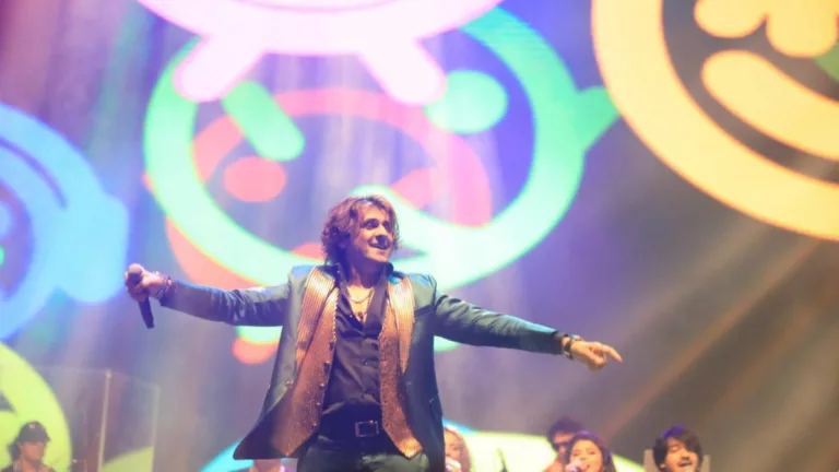 Laqshya Media Group Shines Bright with Sonu Nigam Live Concert Extravaganza in Gurugram
