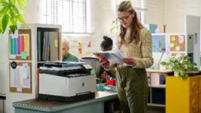 HP Harnesses Enterprise Color Quality Printing to Power Small Businesses