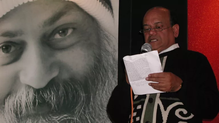 Osho Dham Celebrates Mulla Nasruddin Day with Comedy Icon Surender Sharma along with Book Launch