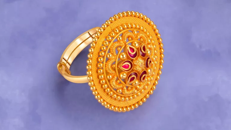 This Festive Season, embrace New Beginnings with PNG Jewellers’ Saptam Collection